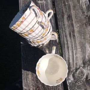 Spode fine china Copeland England buttercup.16 p